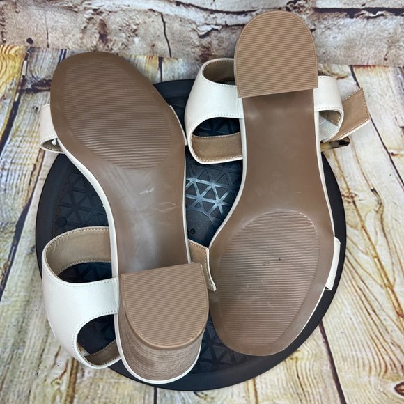 LOFT White Open Toe Adjustable Thick Ankle Straps Wood Style Block Heels 9 M - Picture 6 of 9